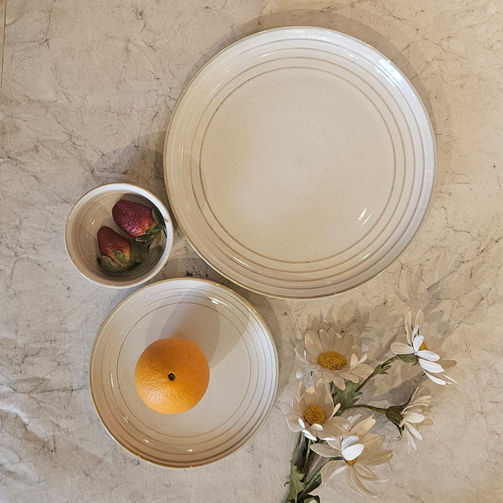 Yellow Marigold Cotton White Vintage Paris dinner plate – beautifully handcrafted ceramic dinner plate, perfect for thoughtful eco-friendly gifting.
