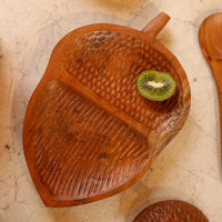 Walnut Platter in Acacia Wood
